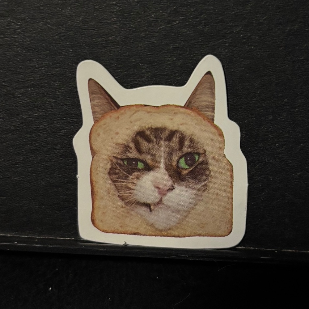 BREAD CAT FACE STICKER